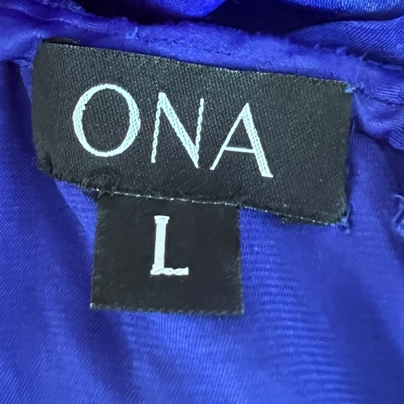 Ona top asymmetrical blue ruffle Large - Picture 8 of 8